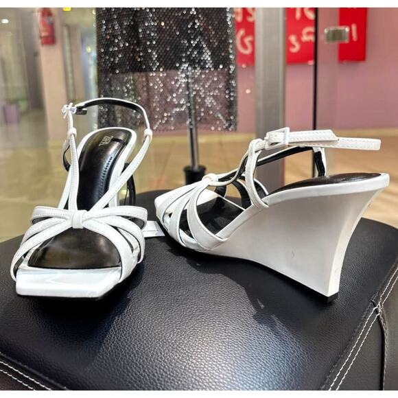 RARE!!! ZARA White Strappy Wedge Heels NWT - Picture 9 of 15